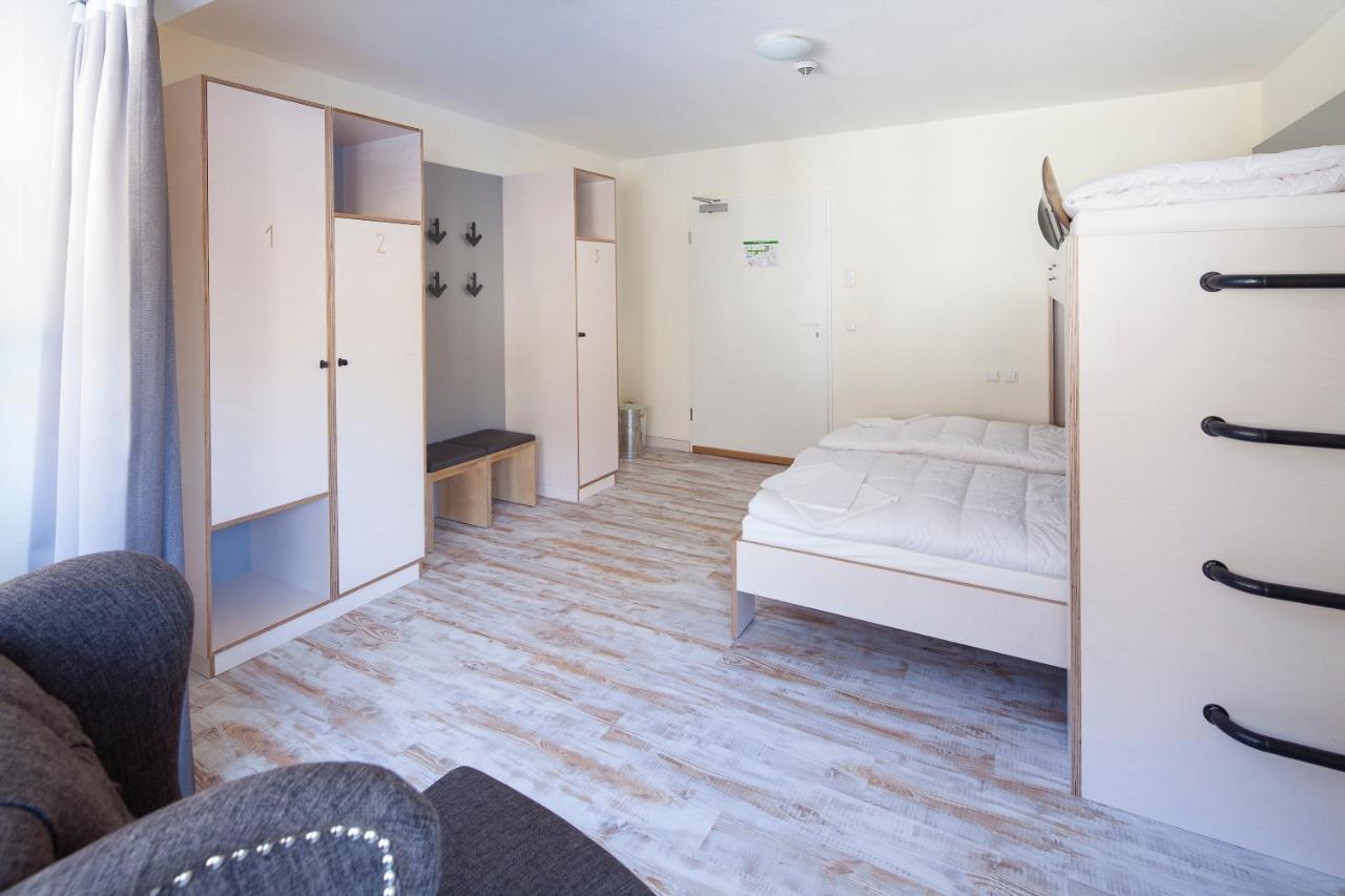 Oberstdorf Hostel Bagian luar foto