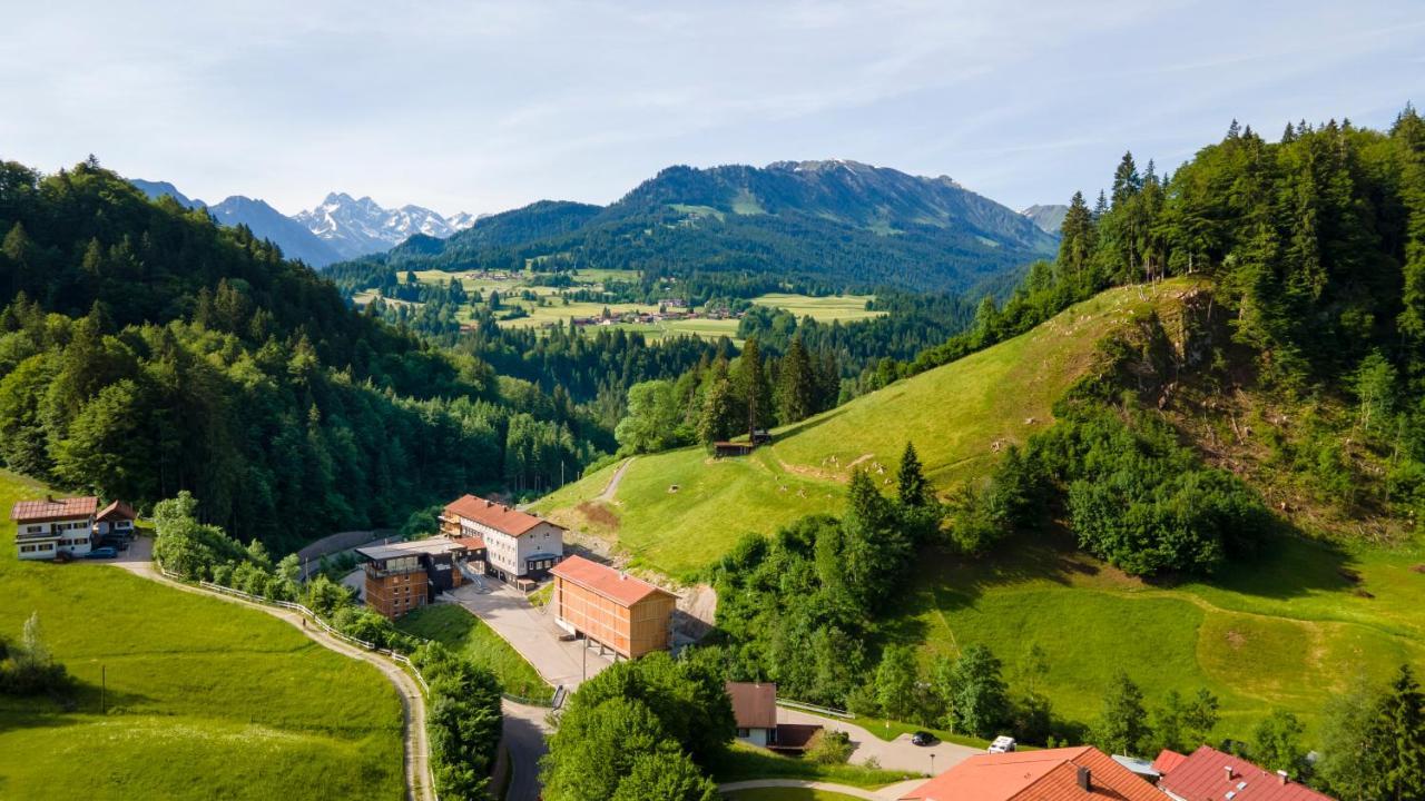 Oberstdorf Hostel Bagian luar foto